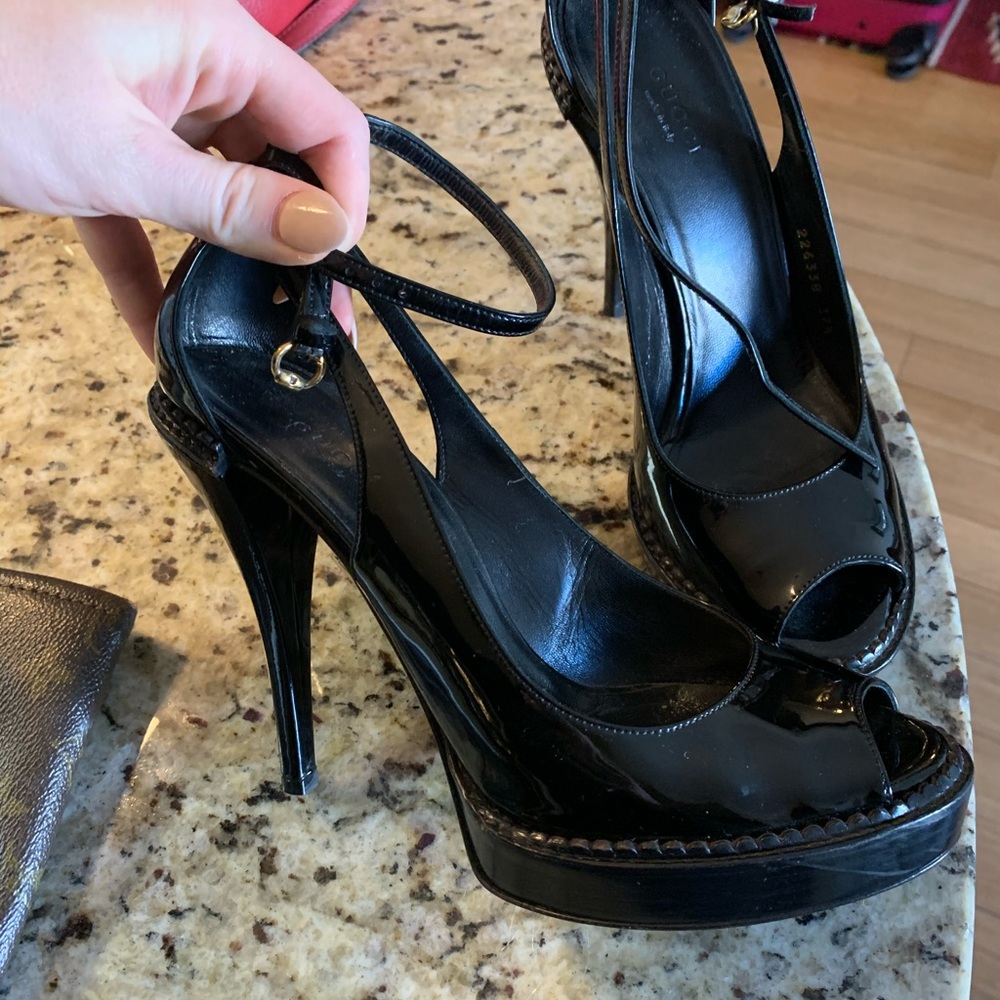 Gucci peep toe heels